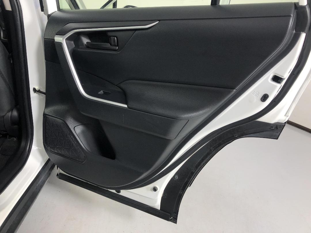 Photo '19' of Toyota Rav4 Photo '19' of Toyota Rav4