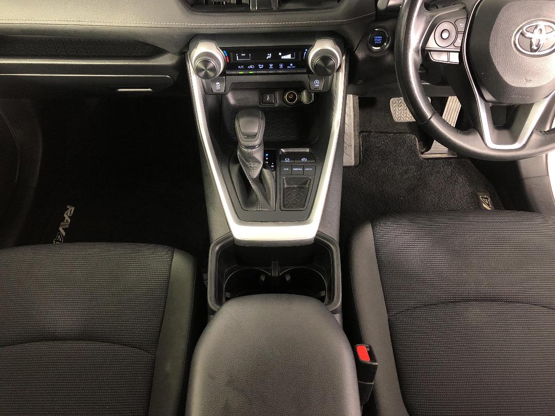 Photo '18' of Toyota Rav4 Photo '18' of Toyota Rav4