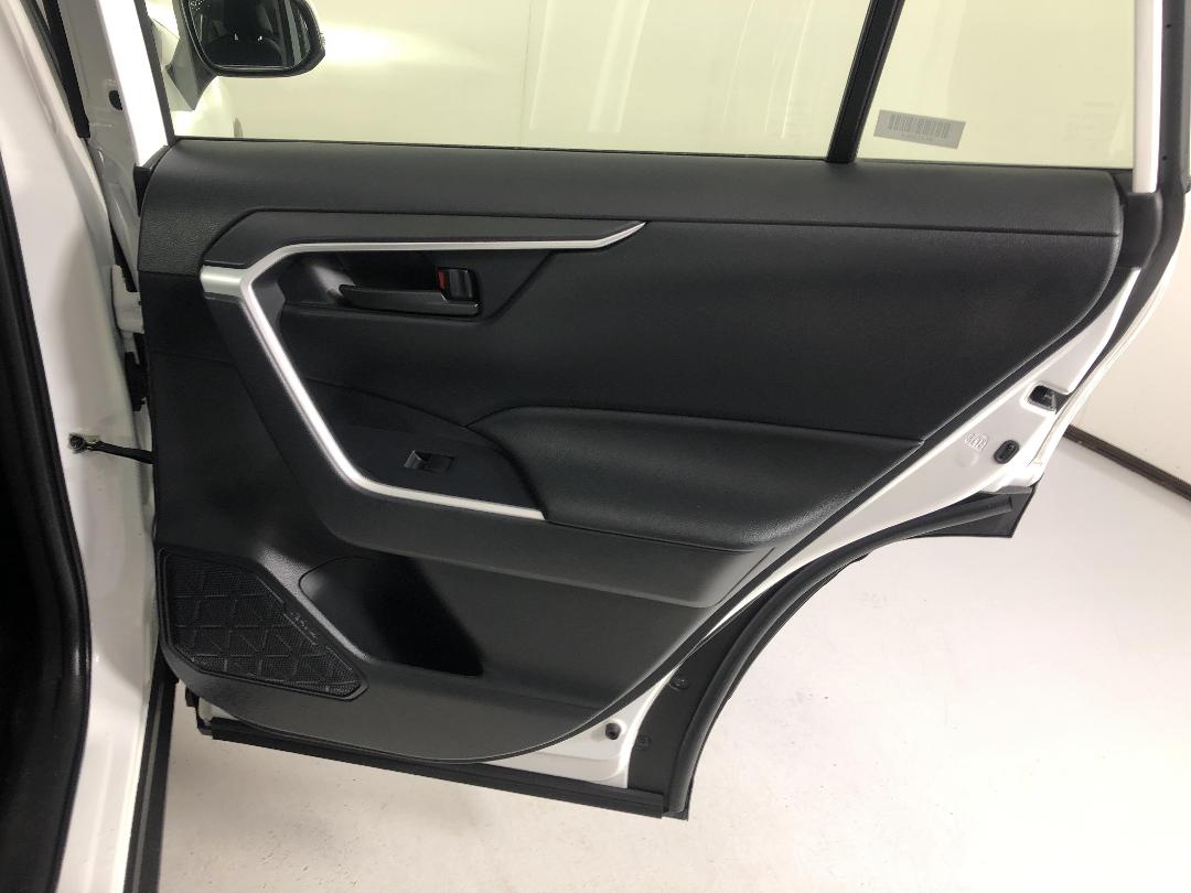 Photo '19' of Toyota Rav4