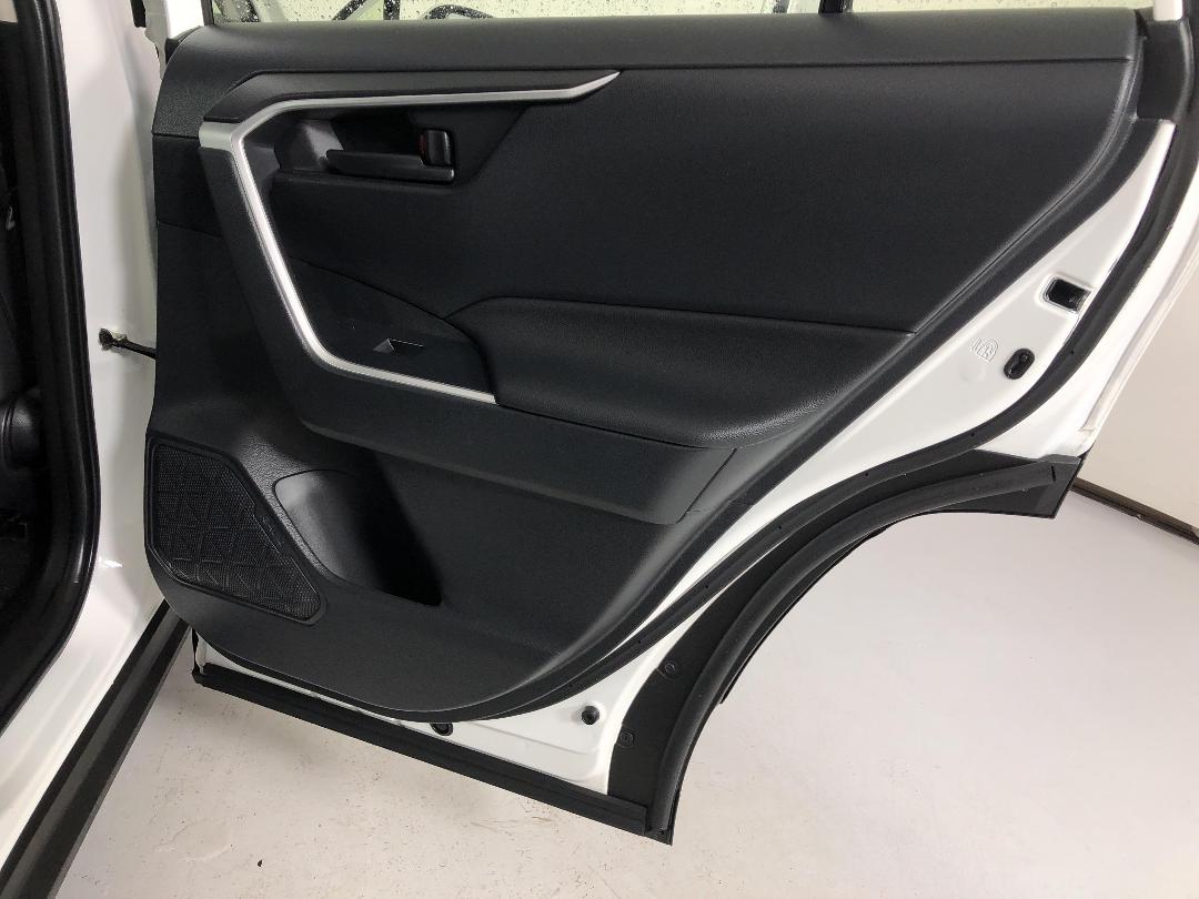 Photo '19' of Toyota Rav4