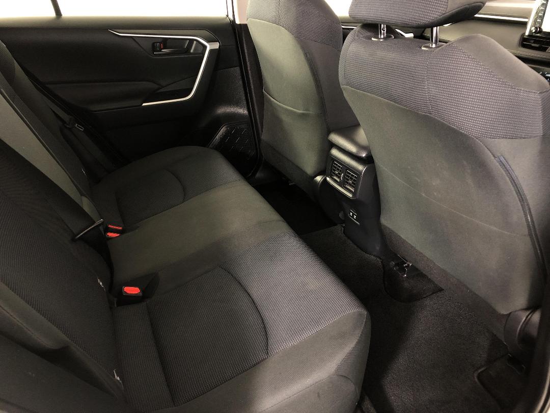 Photo '20' of Toyota Rav4