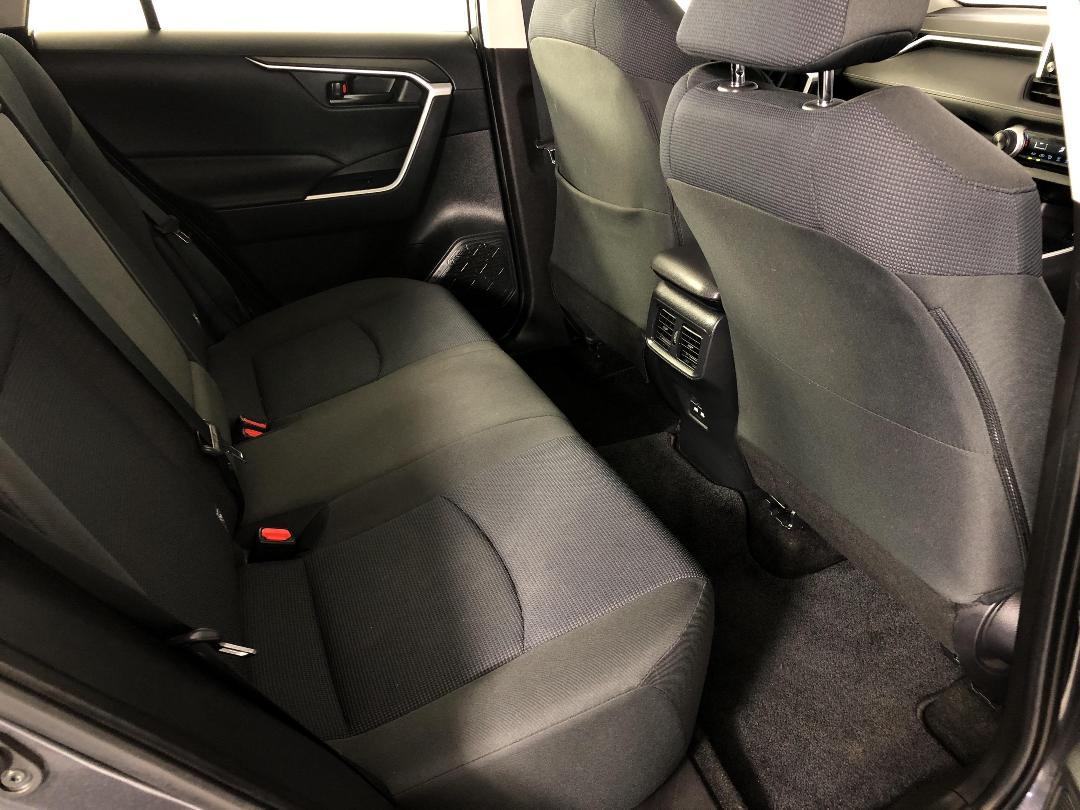 Photo '20' of Toyota Rav4