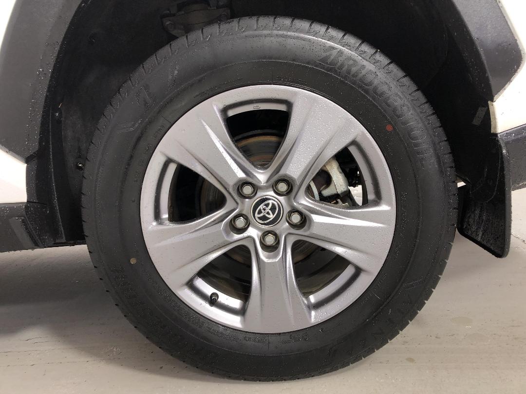 Photo '11' of Toyota Rav4 Photo '11' of Toyota Rav4