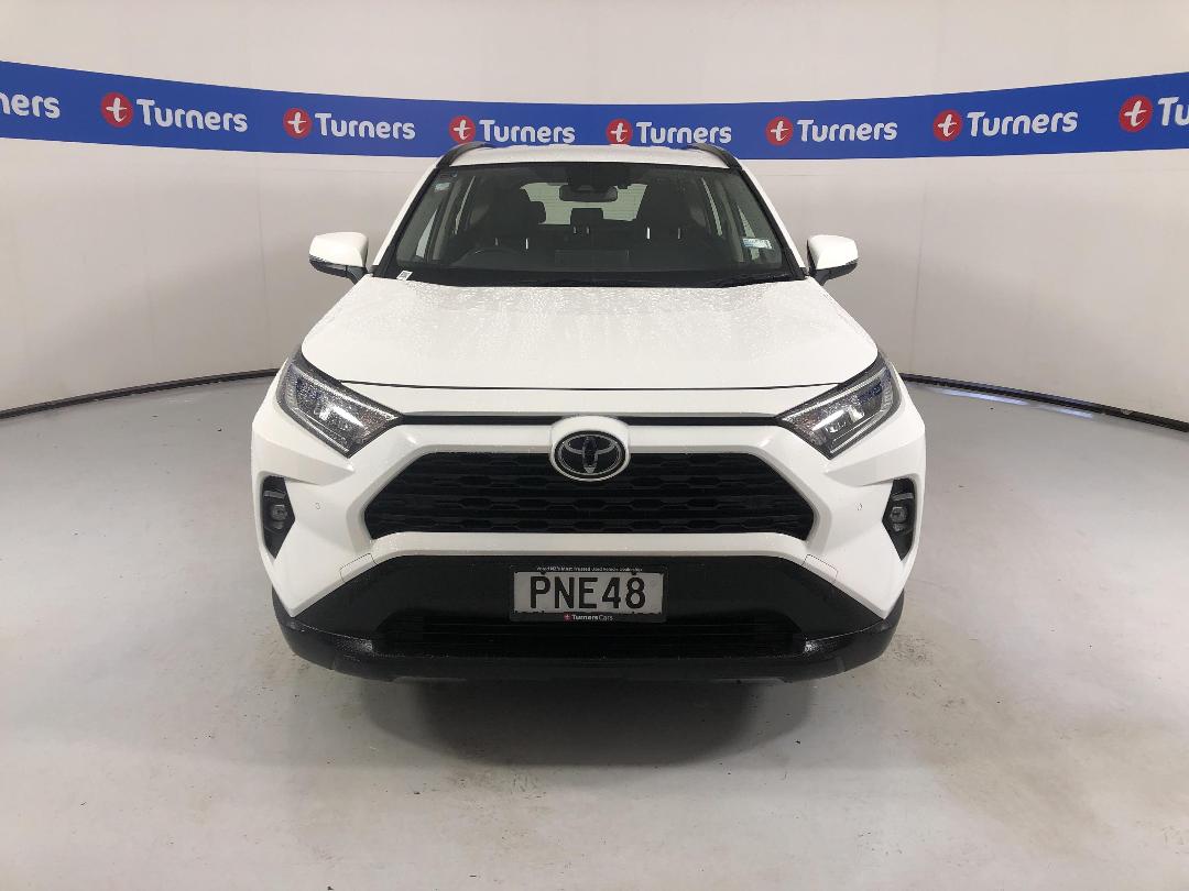 Photo '2' of Toyota Rav4