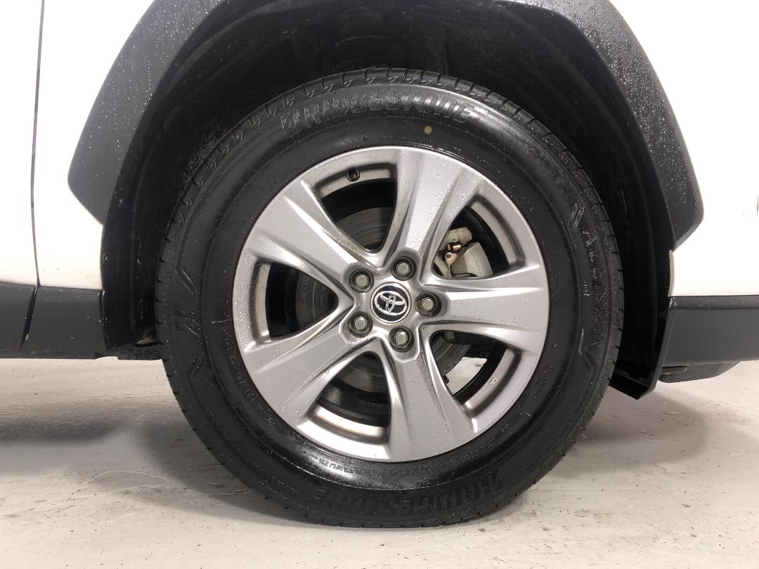 Photo '9' of Toyota Rav4