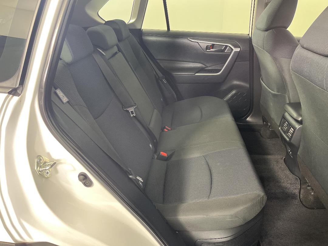 Photo '20' of Toyota Rav4