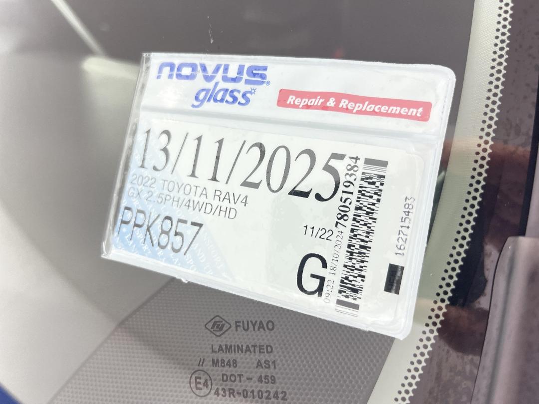 Photo '24' of Toyota Rav4