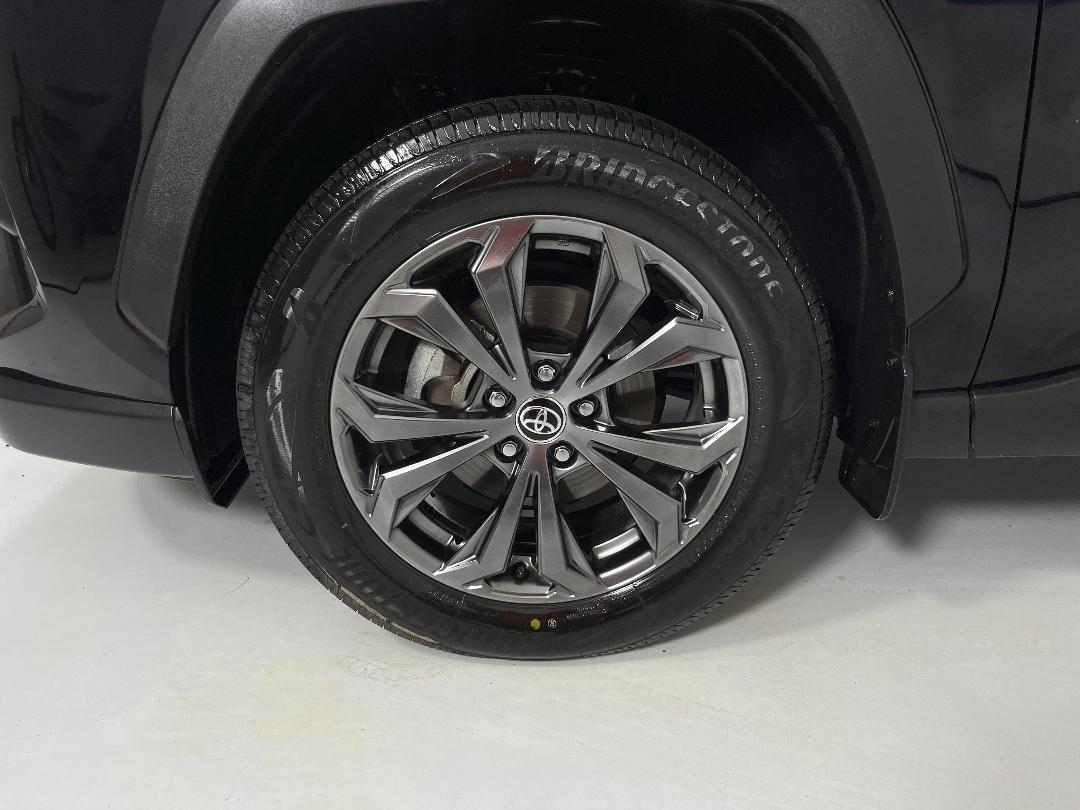 Photo '10' of Toyota Rav4