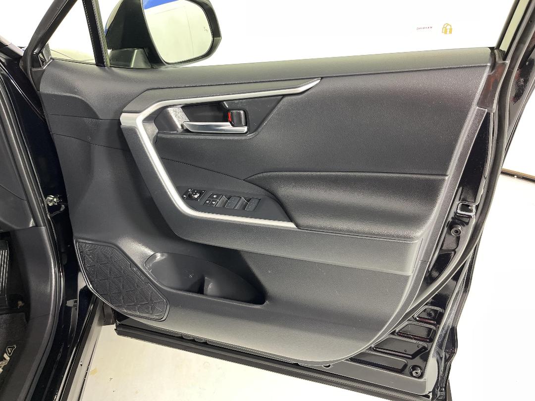 Photo '15' of Toyota Rav4