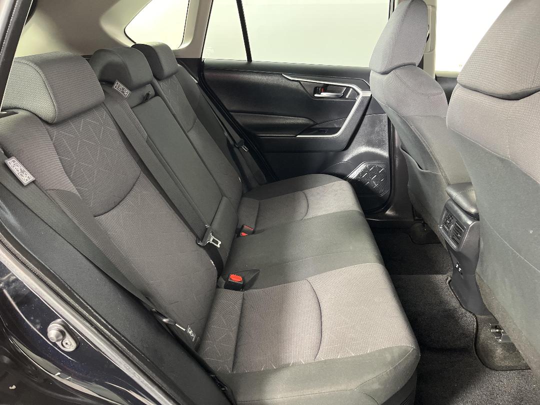 Photo '20' of Toyota Rav4