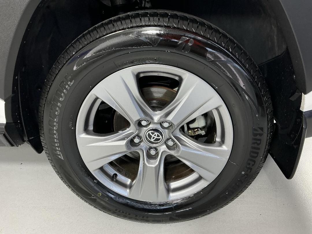 Photo '11' of Toyota Rav4 Photo '11' of Toyota Rav4