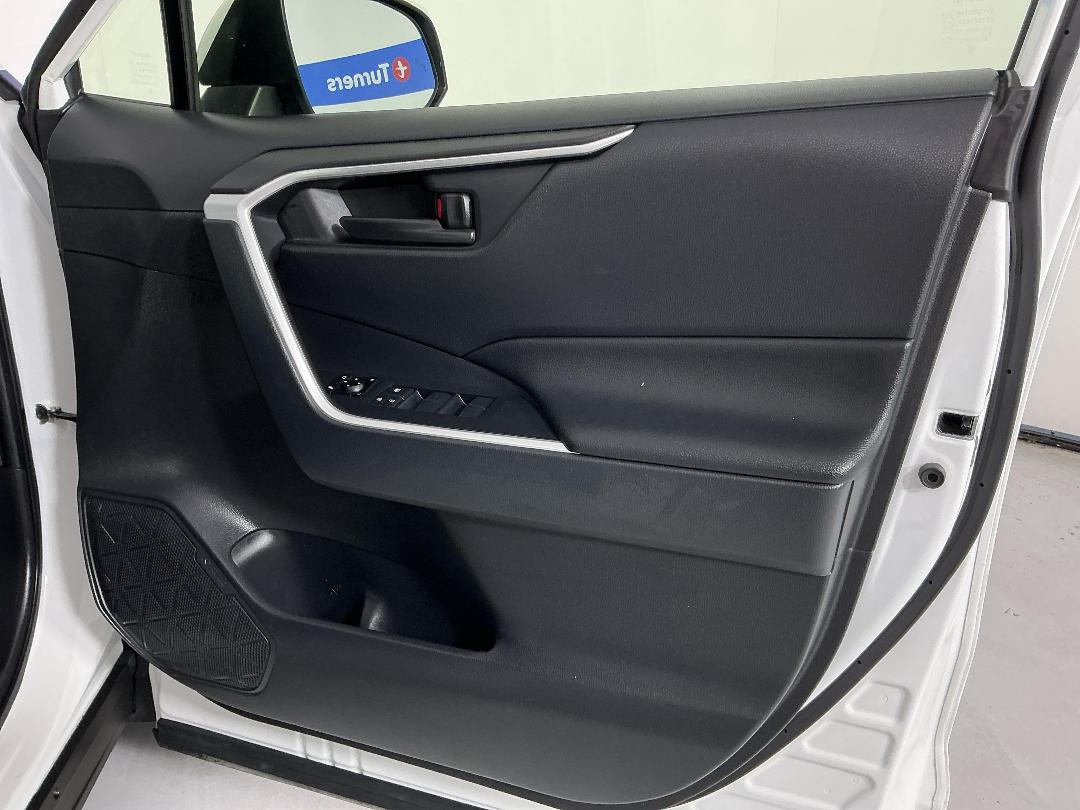 Photo '15' of Toyota Rav4 Photo '15' of Toyota Rav4