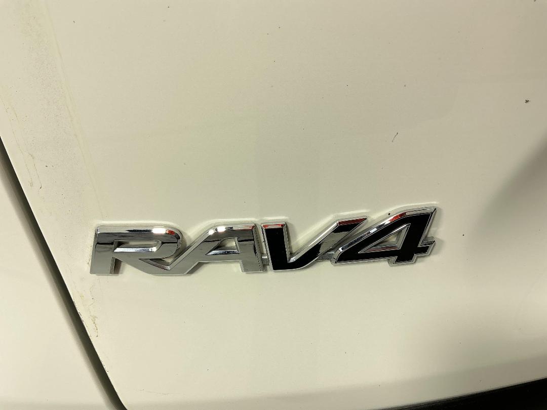 Photo '30' of Toyota Rav4 Photo '30' of Toyota Rav4