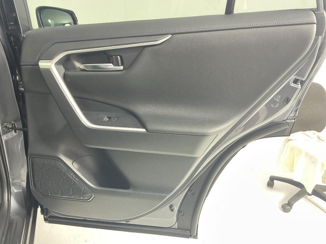 Photo '19' of Toyota Rav4