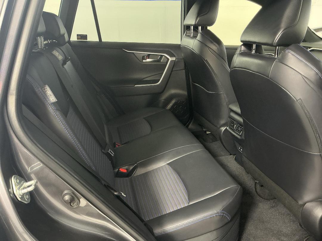 Photo '20' of Toyota Rav4