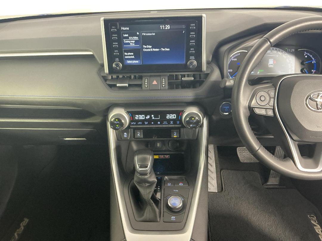 Photo '18' of Toyota Rav4