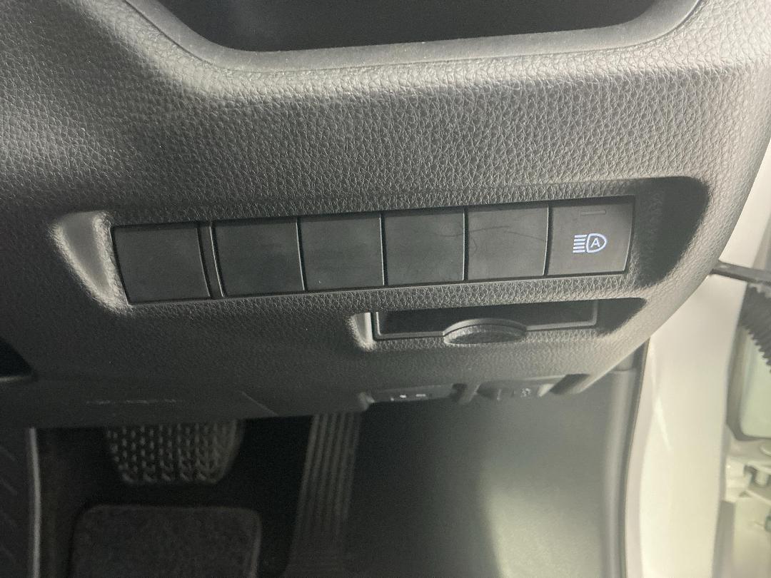 Photo '26' of Toyota Rav4 Photo '26' of Toyota Rav4