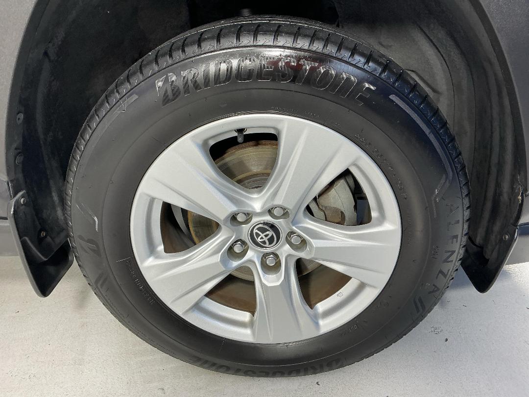 Photo '9' of Toyota Rav4