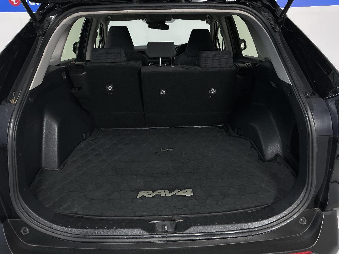 Photo '14' of Toyota Rav4