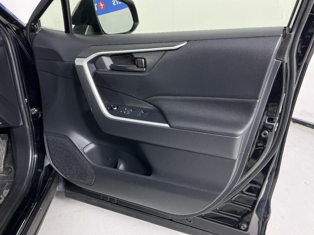 Photo '15' of Toyota Rav4