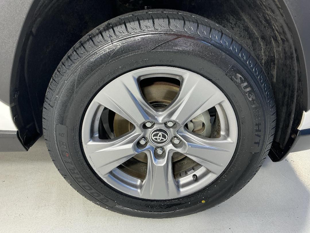 Photo '9' of Toyota Rav4