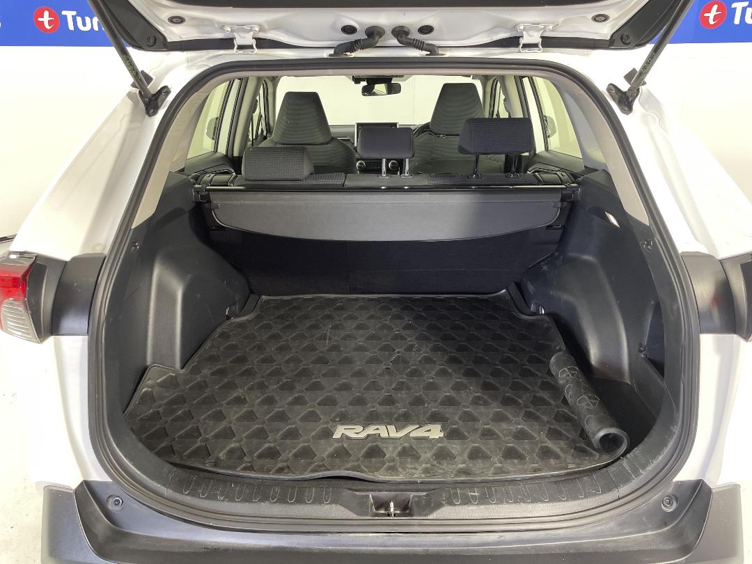 Photo '14' of Toyota Rav4 Photo '14' of Toyota Rav4