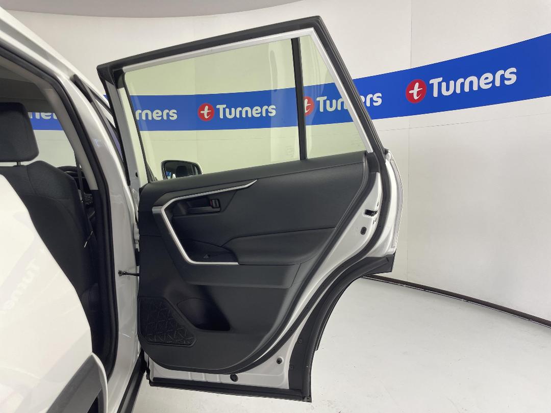 Photo '19' of Toyota Rav4 Photo '19' of Toyota Rav4