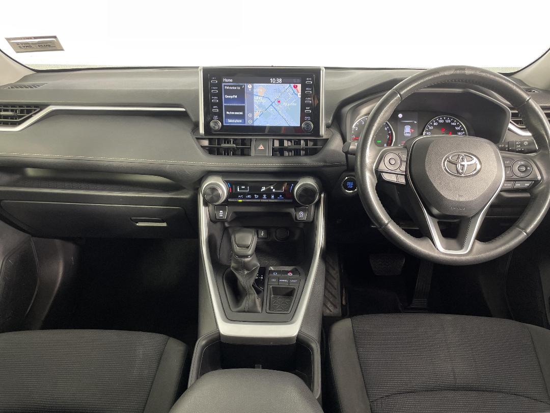 Photo '18' of Toyota Rav4 Photo '18' of Toyota Rav4