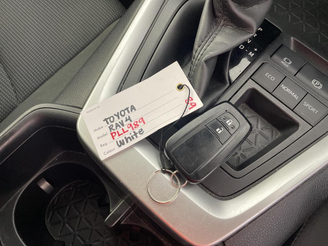 Photo '22' of Toyota Rav4 Photo '22' of Toyota Rav4