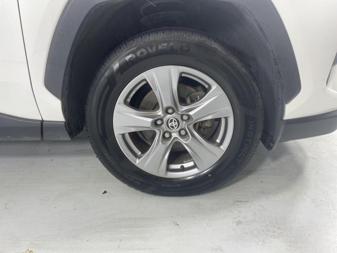 Photo '9' of Toyota Rav4