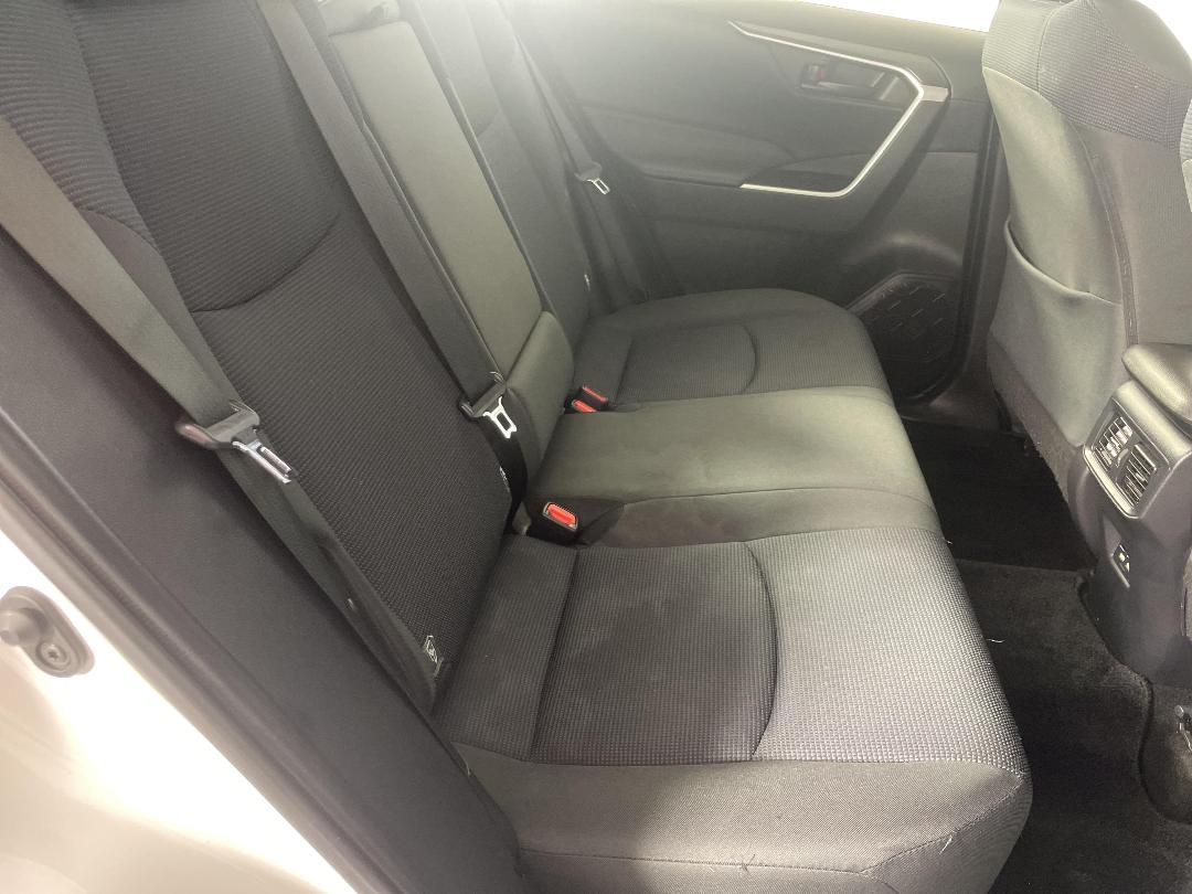 Photo '20' of Toyota Rav4