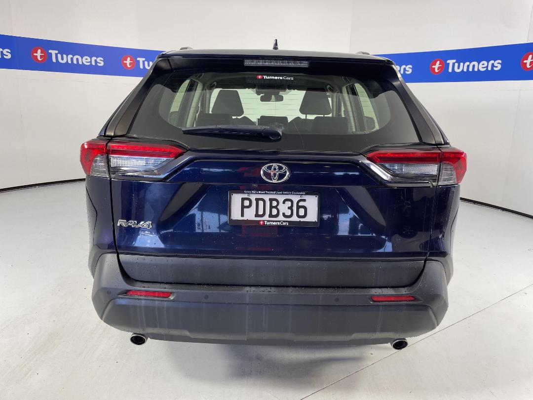 Photo '6' of Toyota Rav4