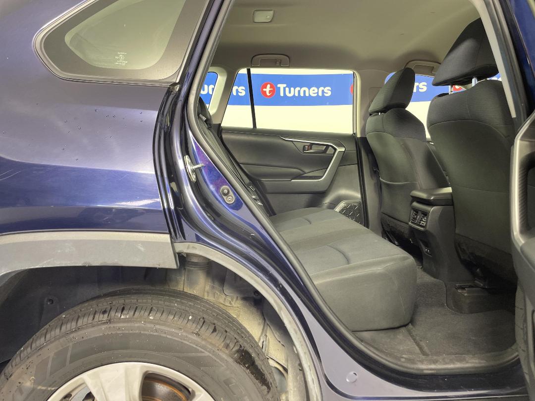 Photo '20' of Toyota Rav4