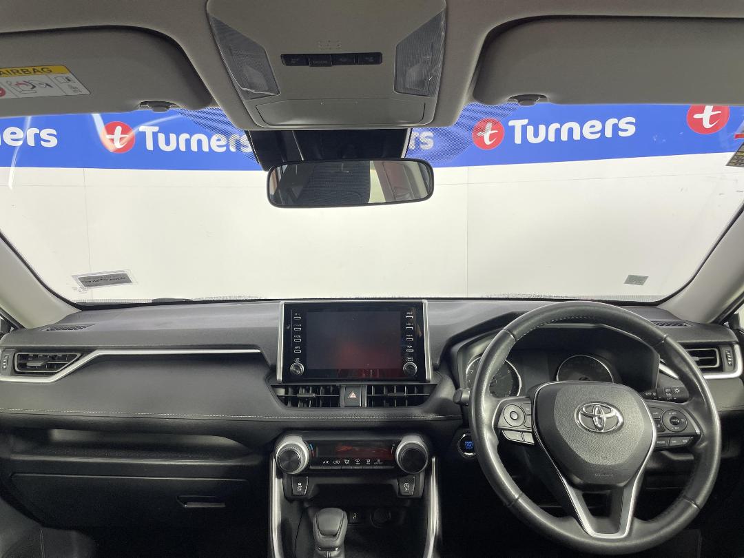 Photo '17' of Toyota Rav4