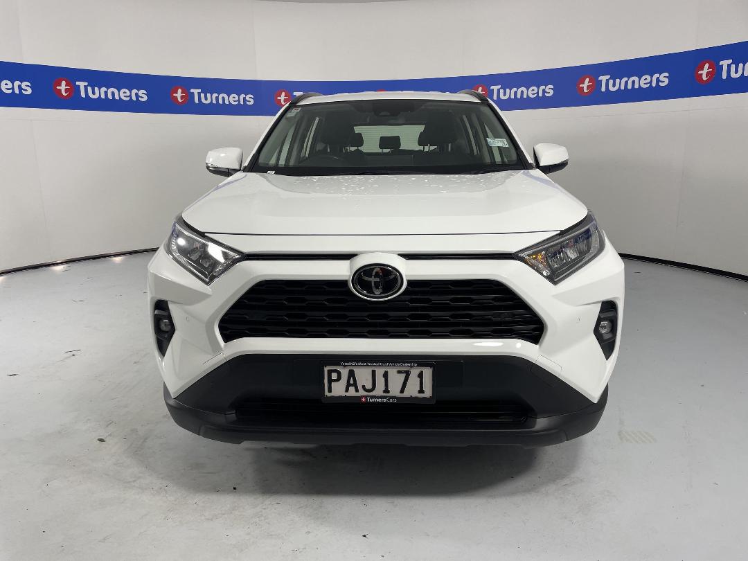 Photo '2' of Toyota Rav4