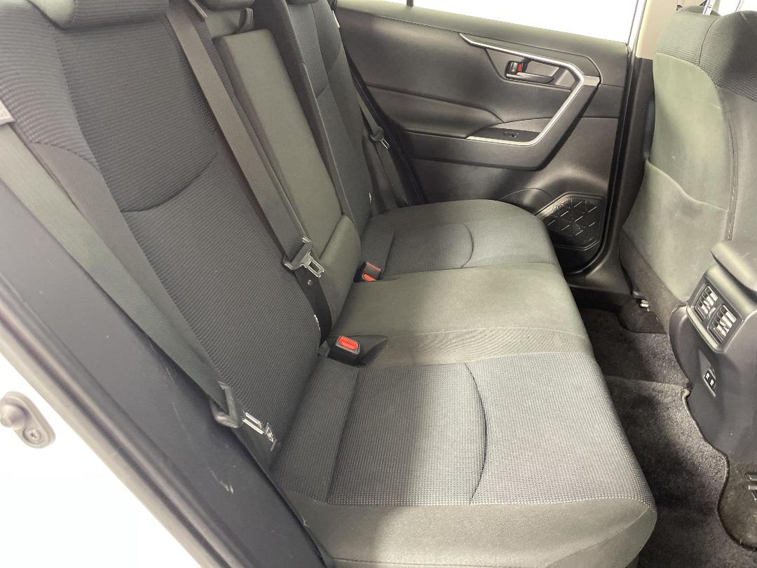 Photo '20' of Toyota Rav4