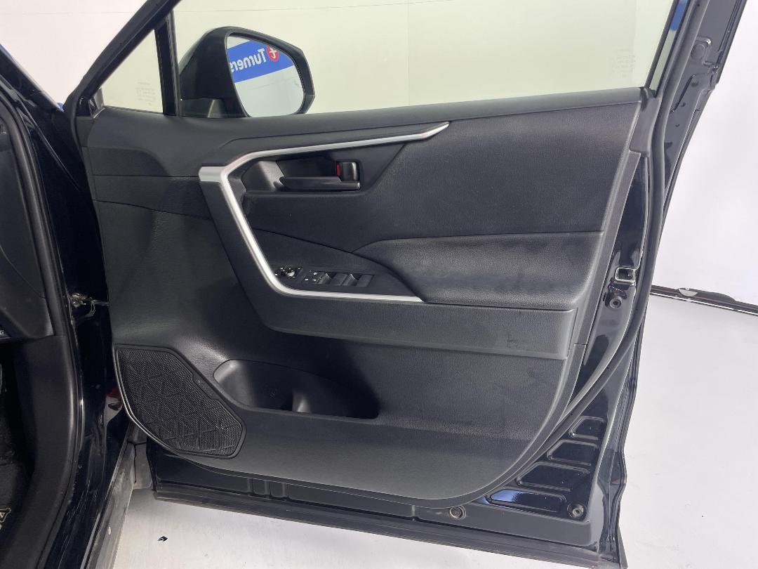 Photo '15' of Toyota Rav4 Photo '15' of Toyota Rav4