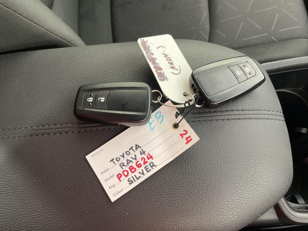 Photo '22' of Toyota Rav4