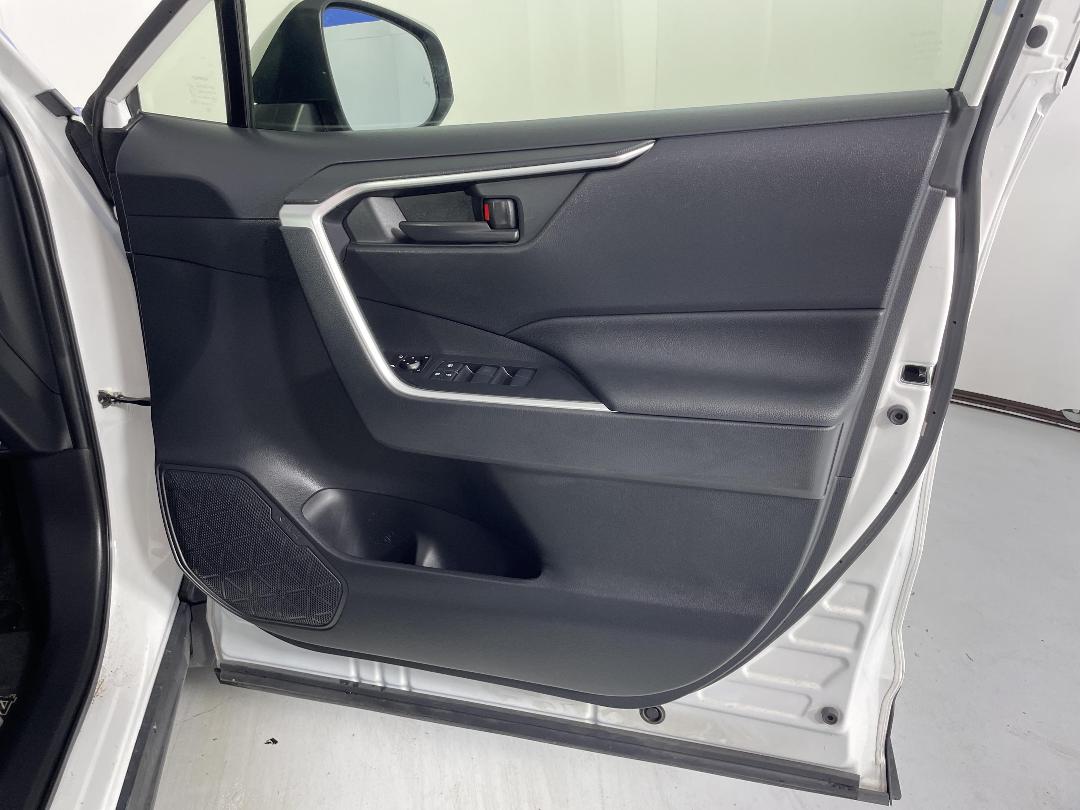 Photo '15' of Toyota Rav4 Photo '15' of Toyota Rav4