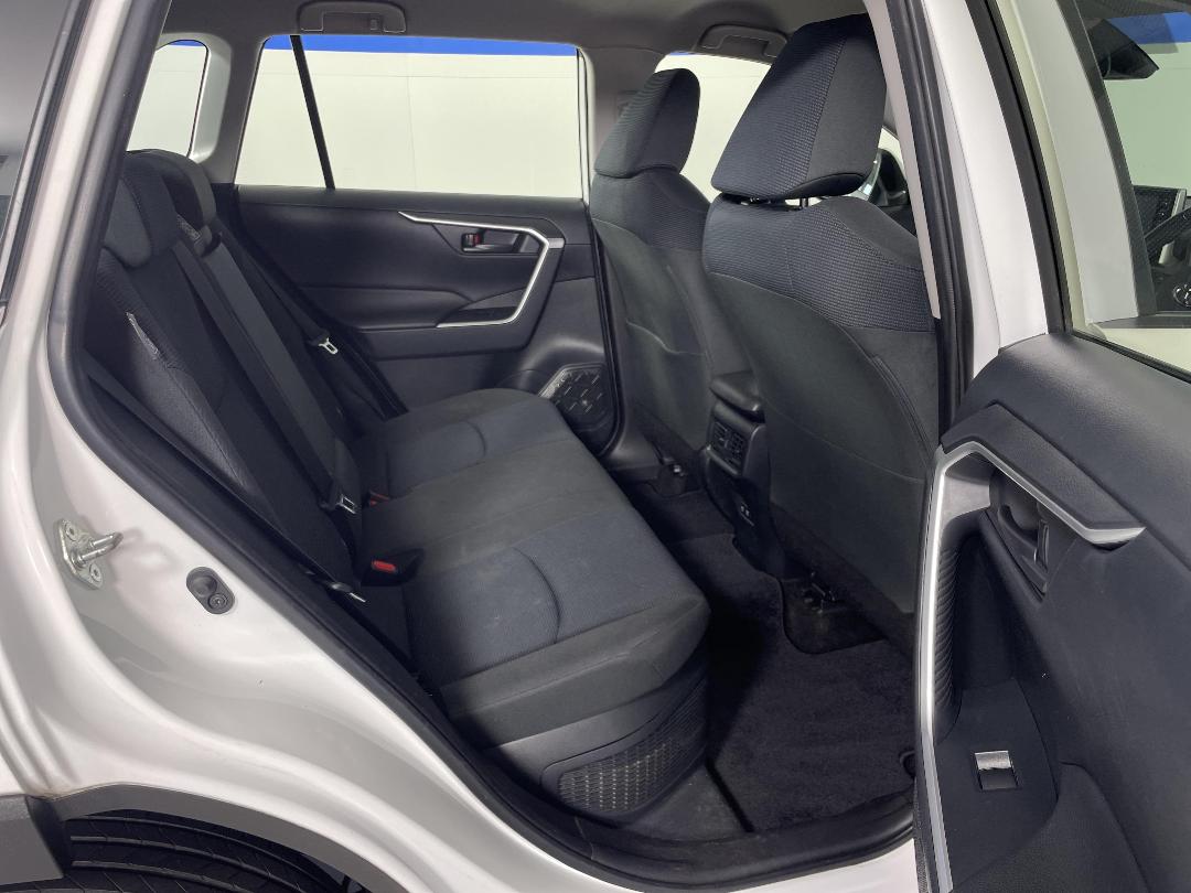 Photo '20' of Toyota Rav4