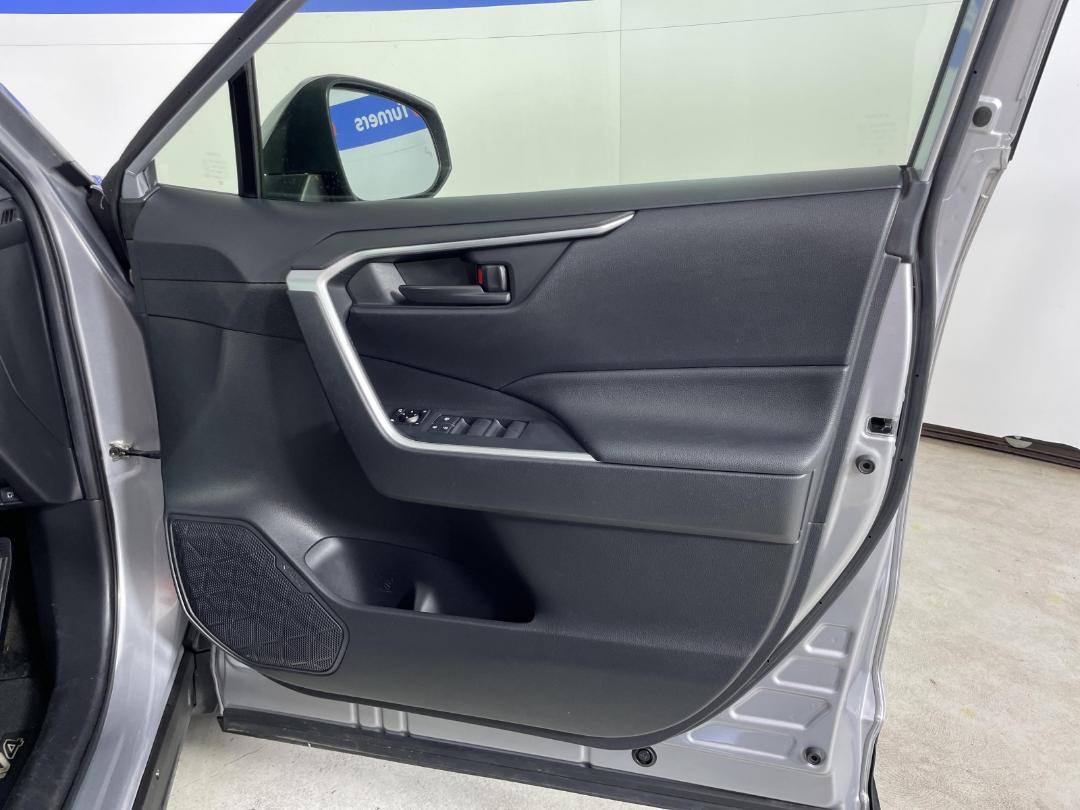 Photo '15' of Toyota Rav4 Photo '15' of Toyota Rav4