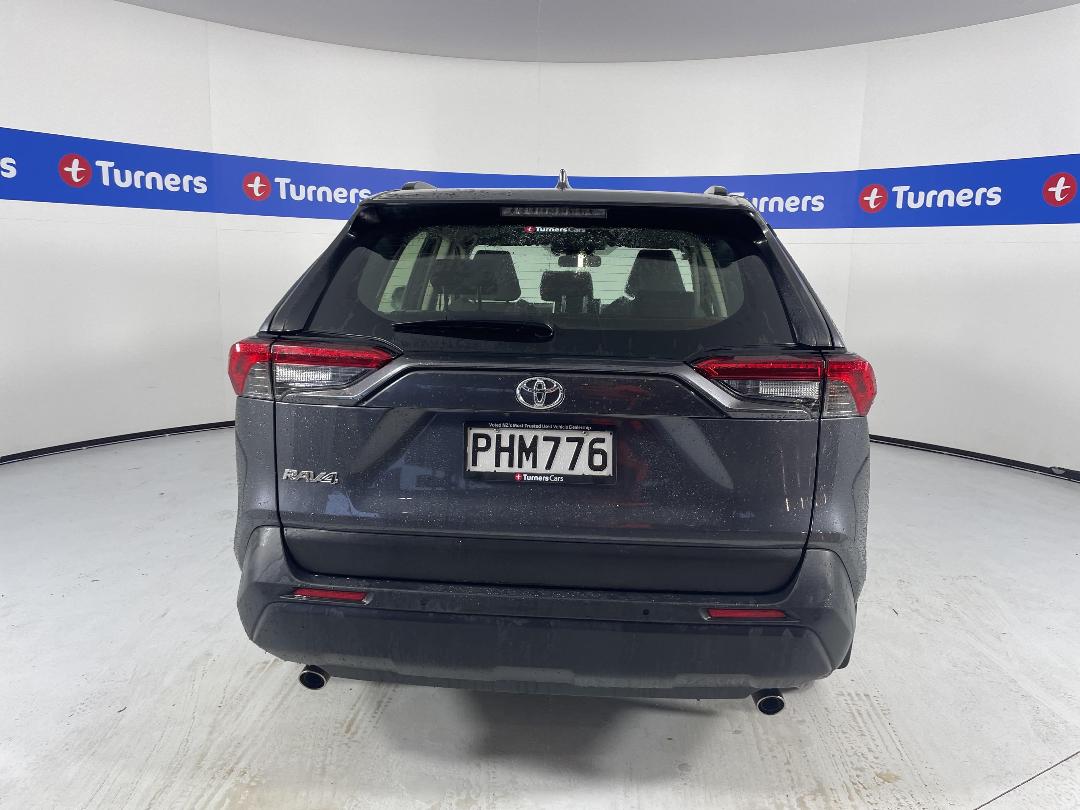 Photo '6' of Toyota Rav4