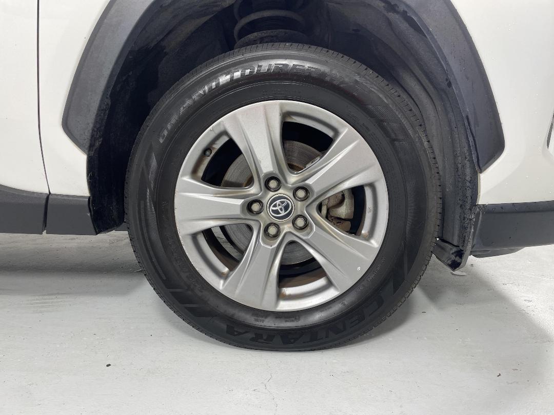 Photo '9' of Toyota Rav4