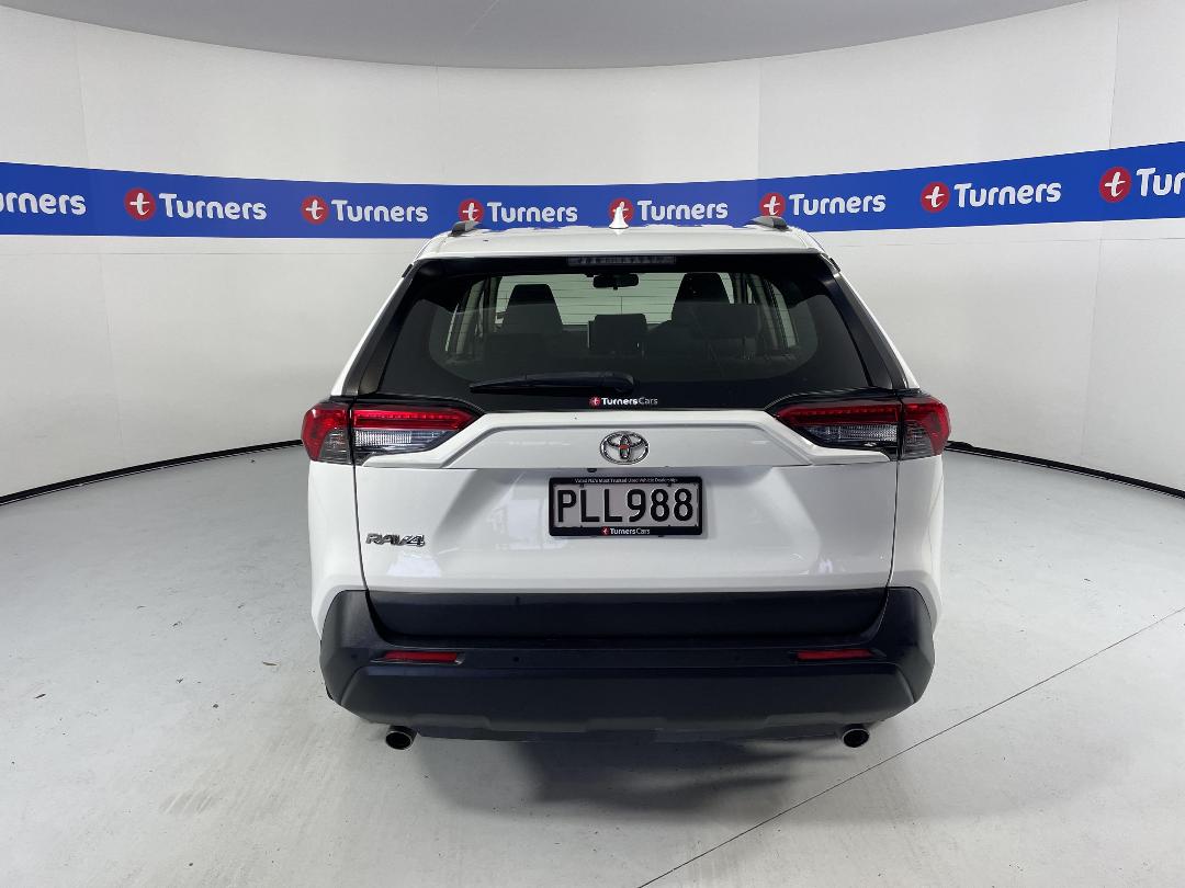 Photo '6' of Toyota Rav4