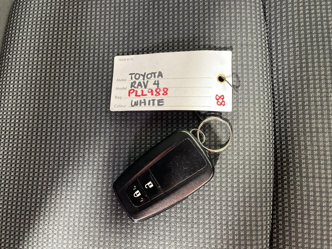 Photo '22' of Toyota Rav4