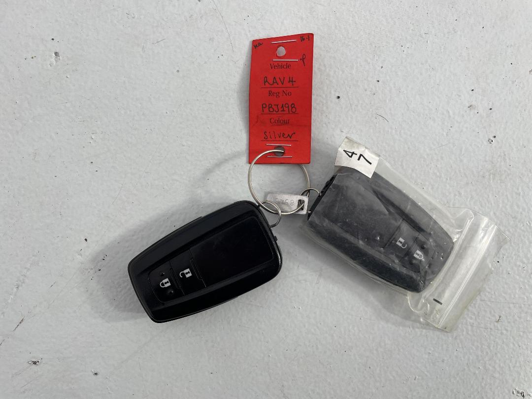 Photo '22' of Toyota Rav4