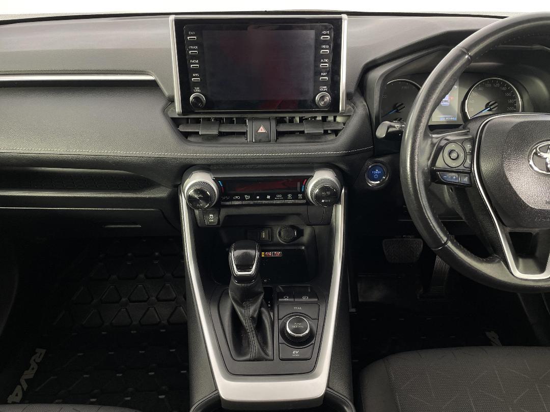 Photo '18' of Toyota Rav4