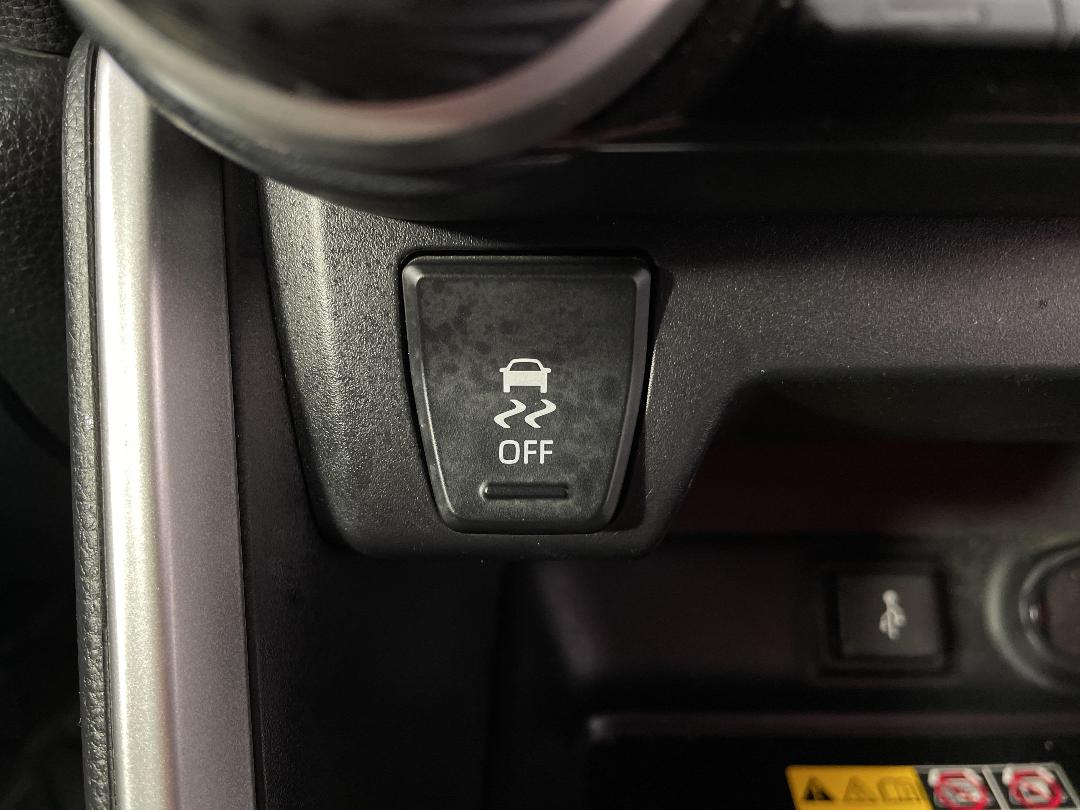 Photo '28' of Toyota Rav4