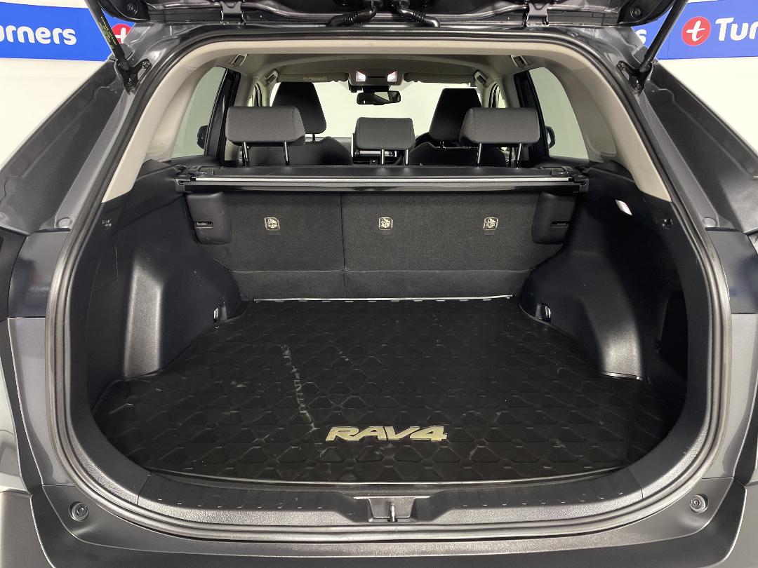 Photo '14' of Toyota Rav4