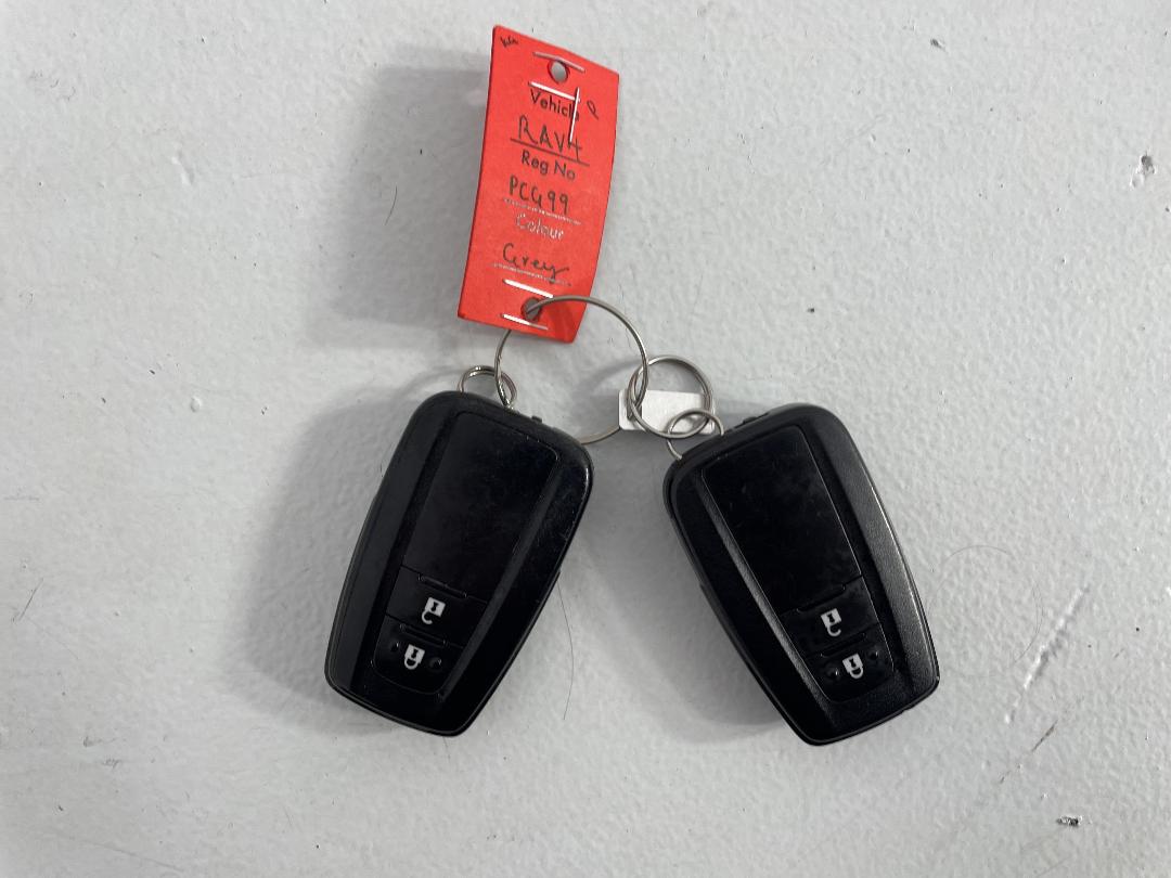 Photo '22' of Toyota Rav4